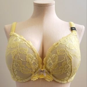 Victoria's Secret Body By Victoria Push-Up Bra